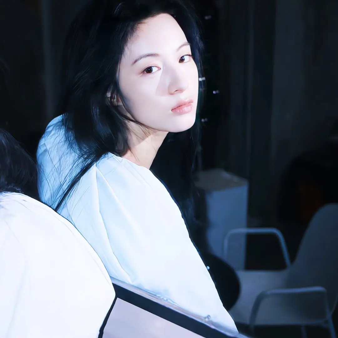美女食神