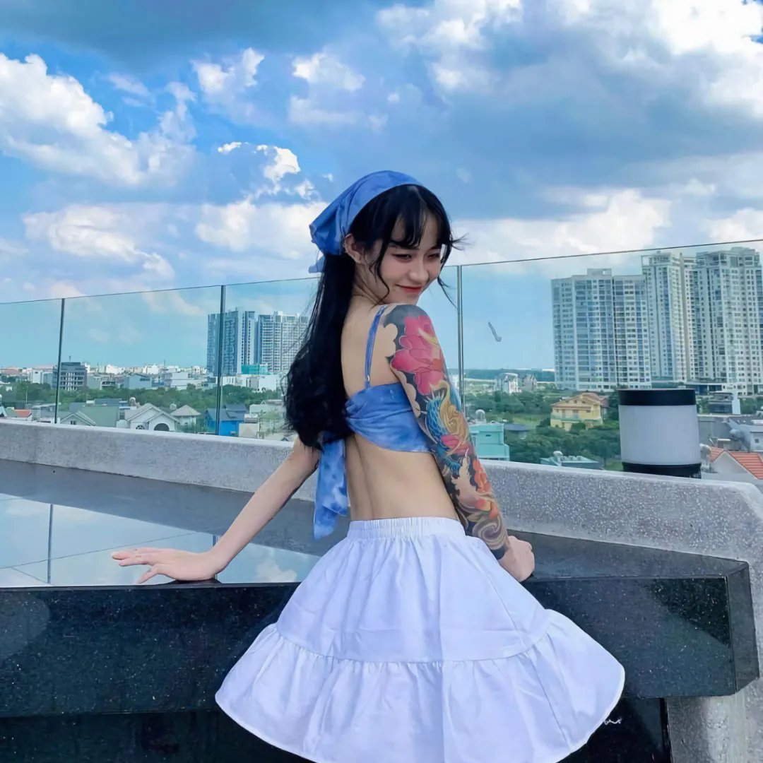 缠绕洞窟的野兽